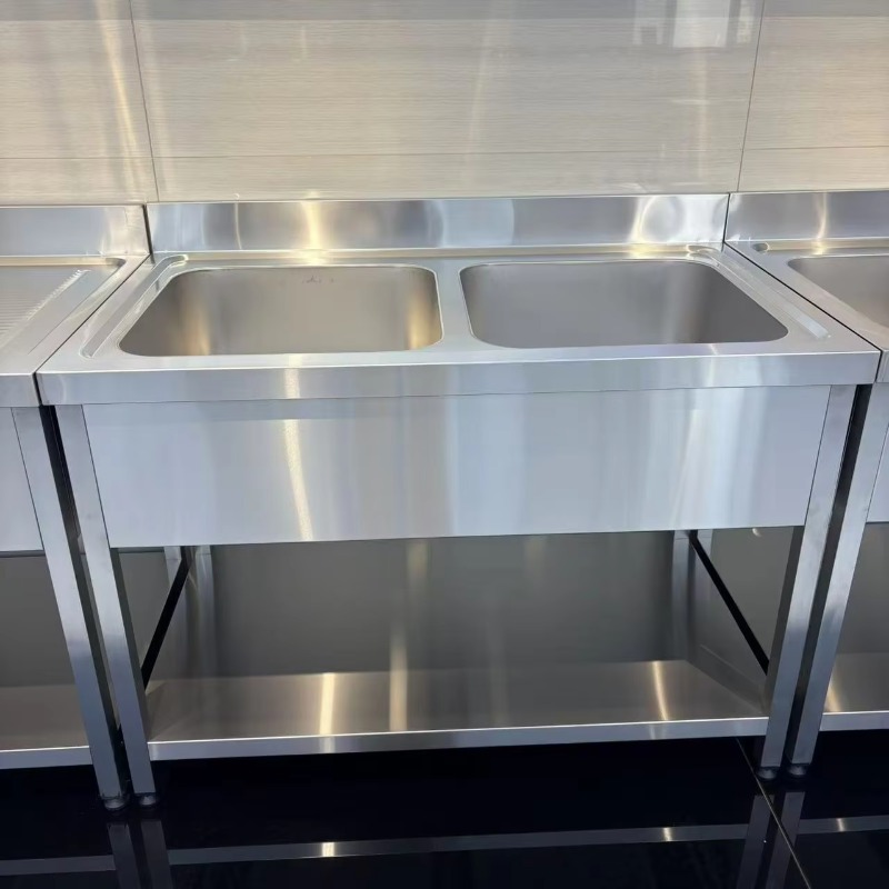 Stół z trzema strefami roboczn – Commercial Kitchen Zones recenzja i cena